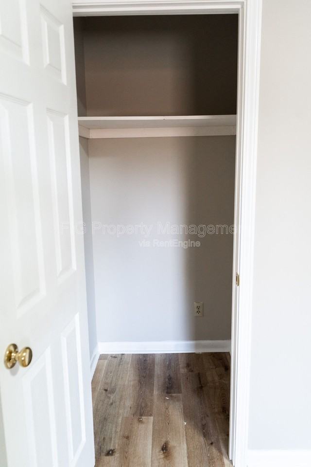 1816 Lively Rd - Photo 5 of 37