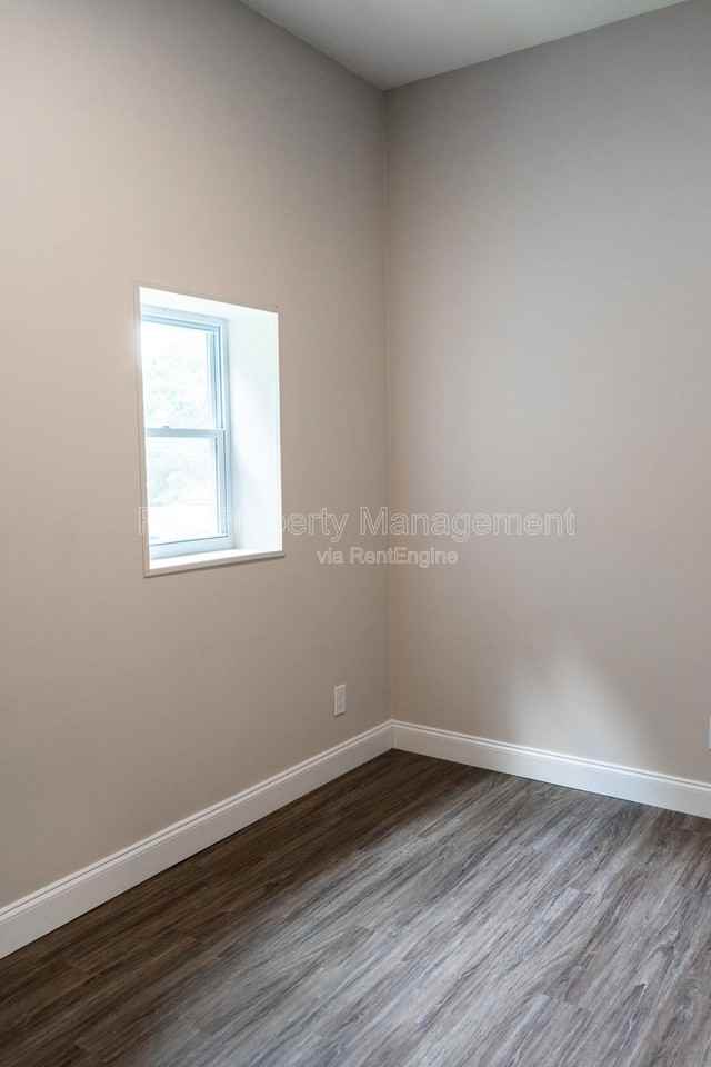 2242 Price Ave #B - Photo 5 of 17