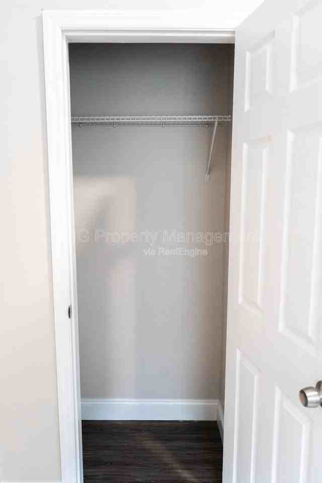 2242 Price Ave #B - Photo 6 of 17