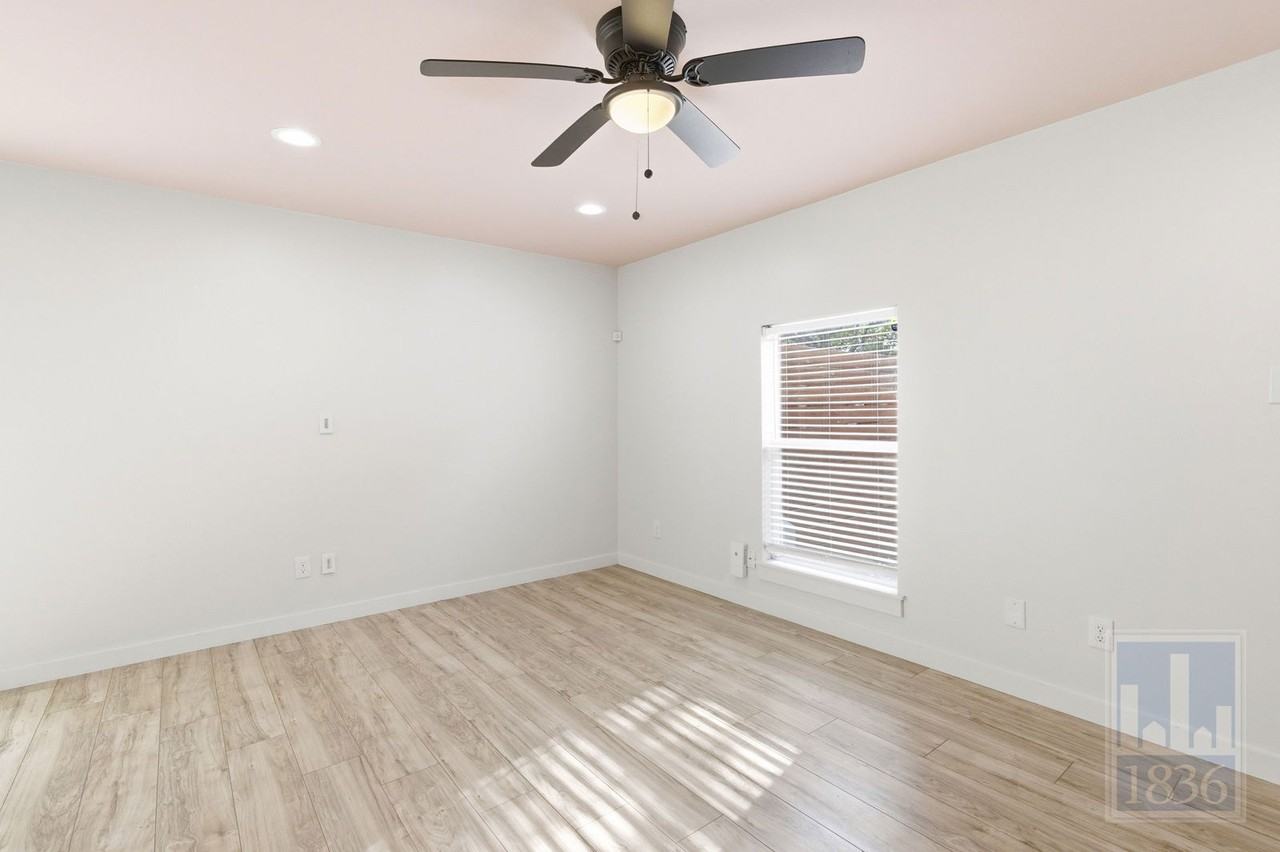 1308 Southport Dr #D - Photo 3 of 50