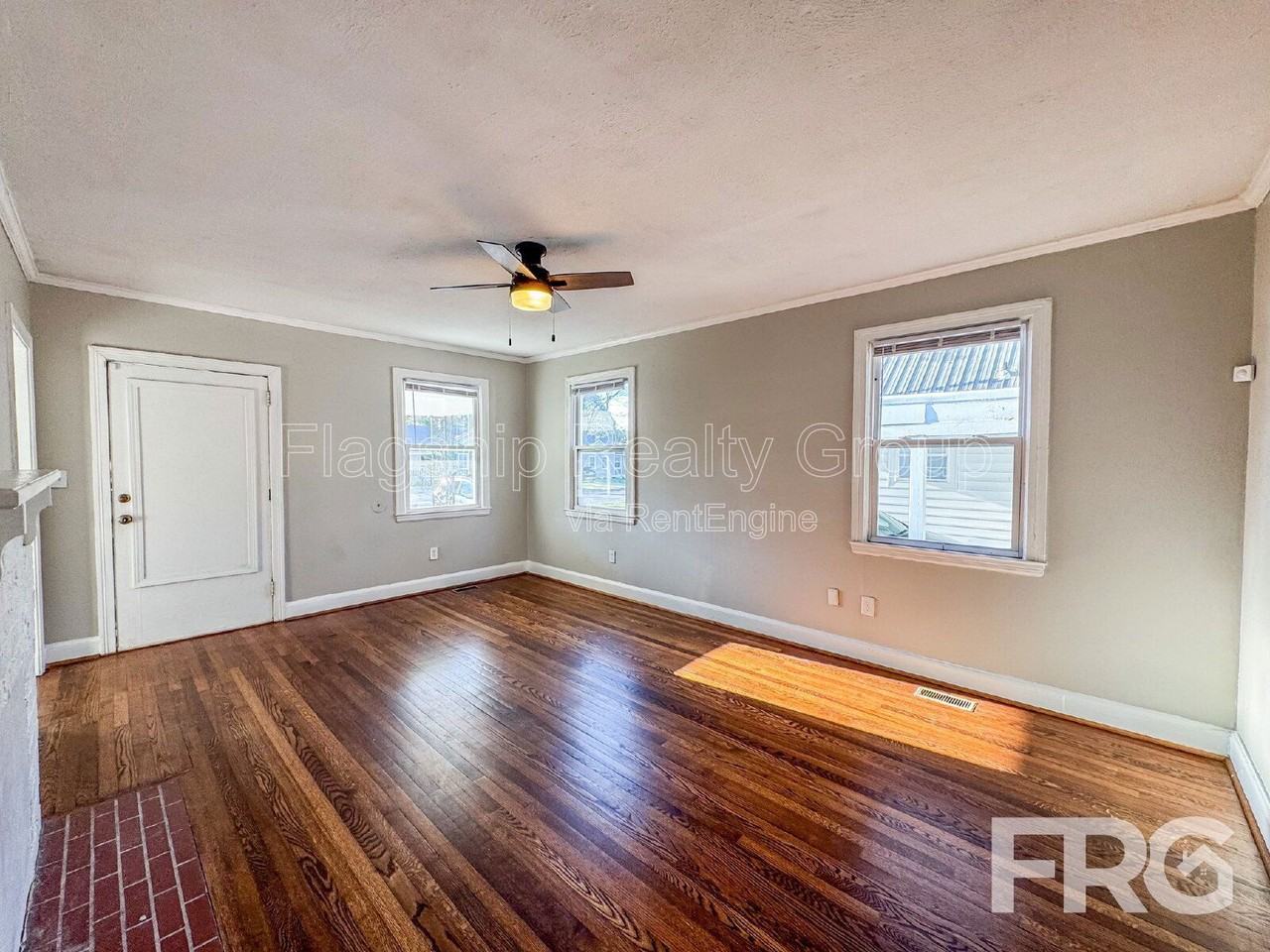 611 Rudolph St - Photo 7 of 25