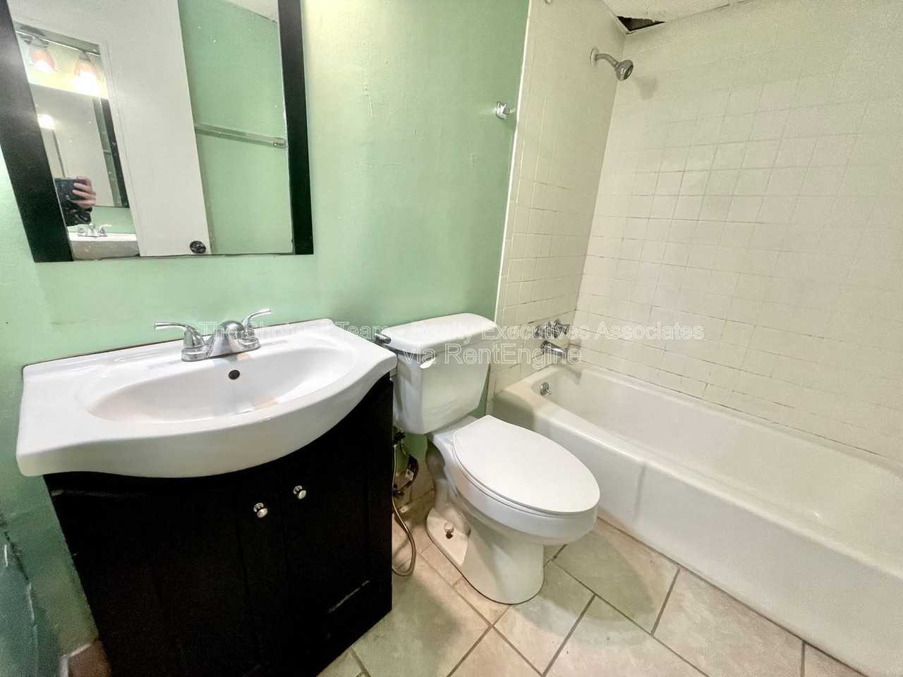 2755 Jersey Ave #A402 - Photo 3 of 4