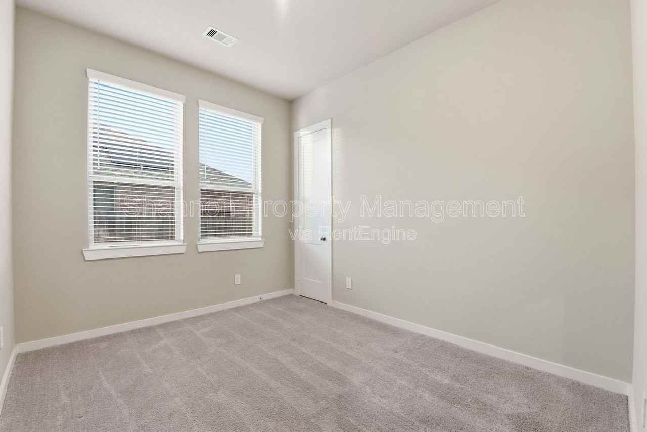 9515 Willard Drive - Photo 6 of 43