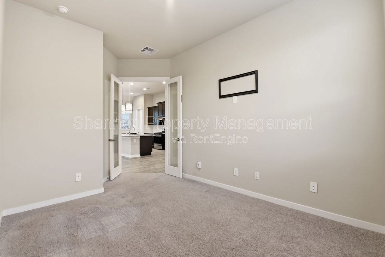 9515 Willard Drive - Photo 7 of 43