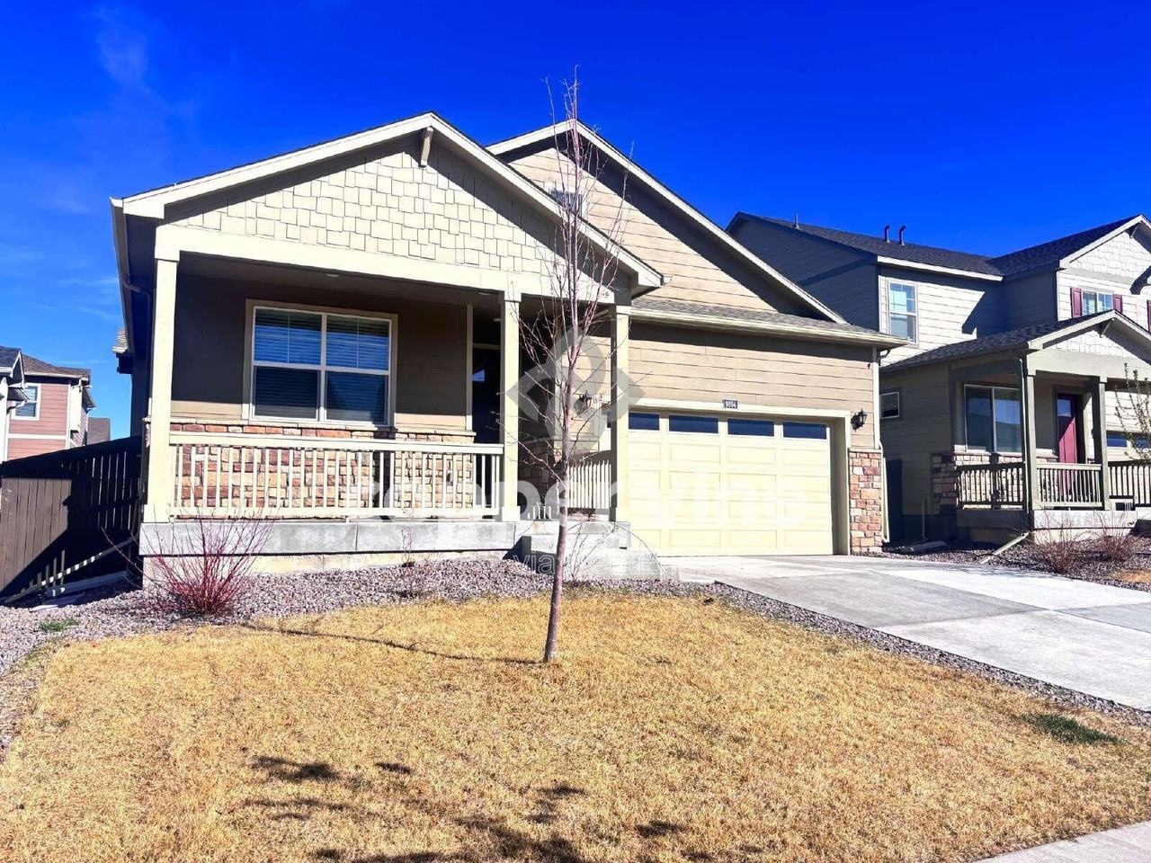 9894 Ceylon St - Photo 2 of 42