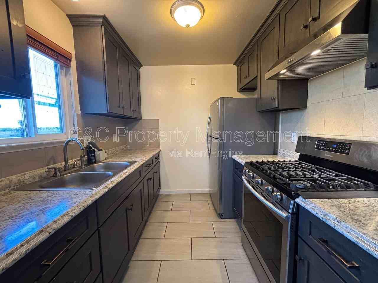 1252 Marionola Way - Photo 3 of 17