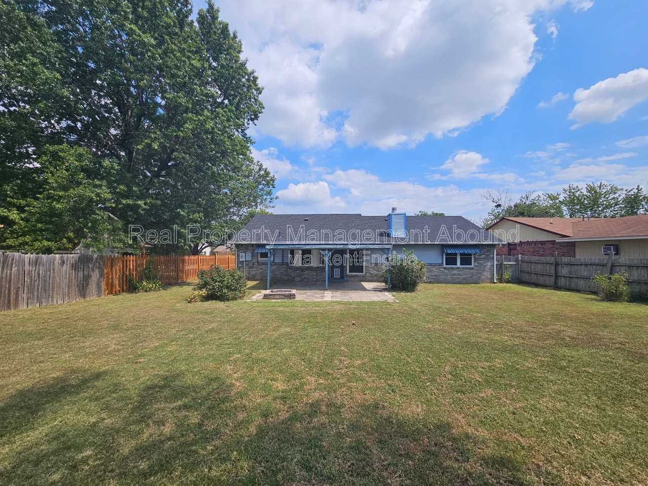 N 120th Ave - Photo 4 of 23