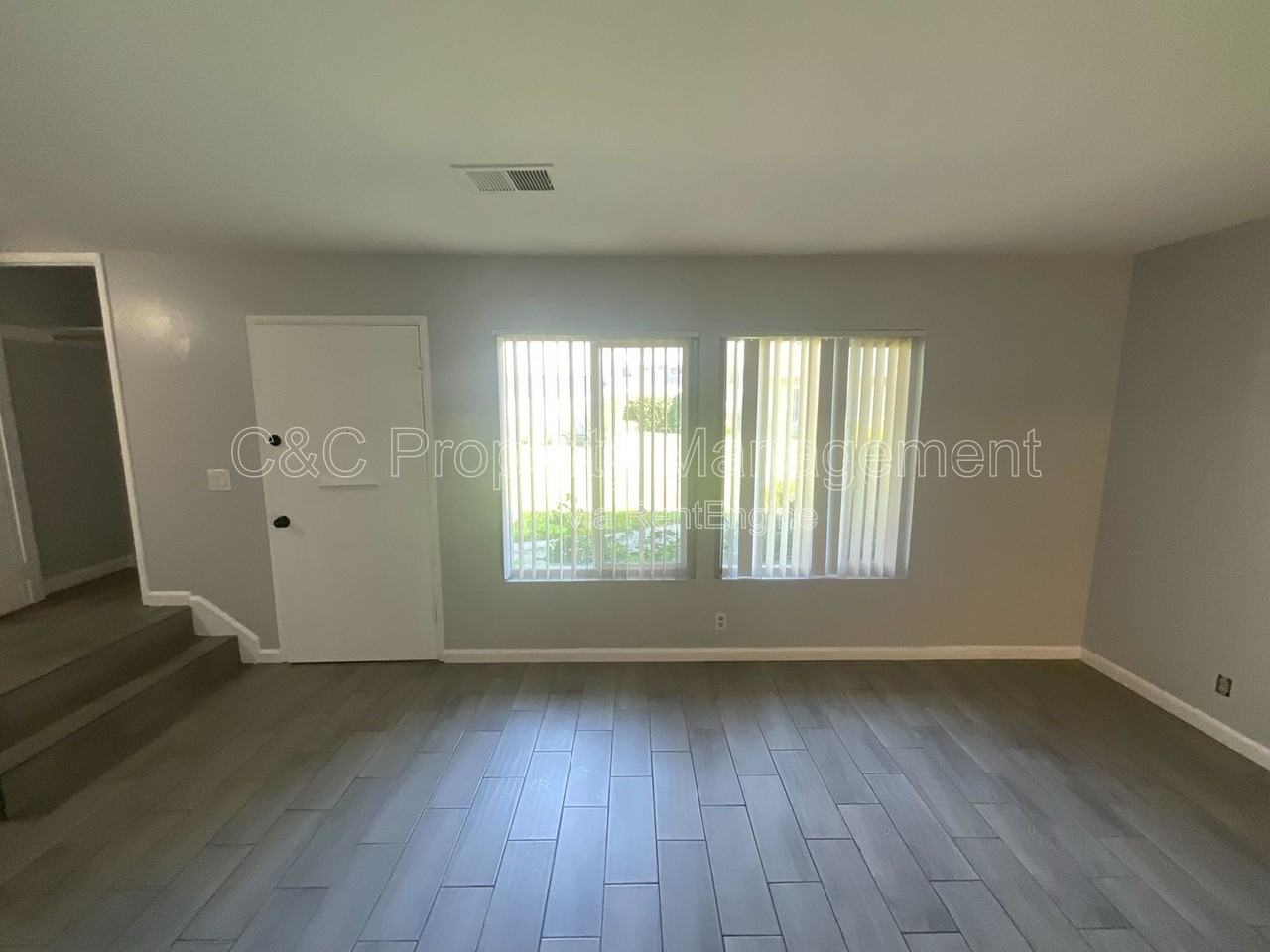 292 Grecia Ct - Photo 4 of 24