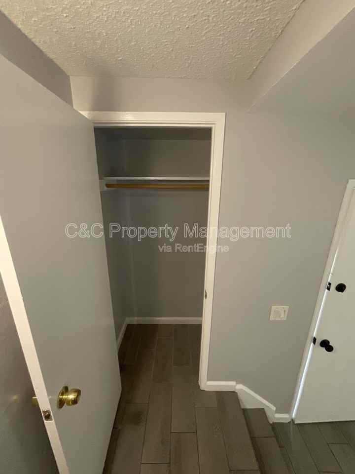 292 Grecia Ct - Photo 3 of 24