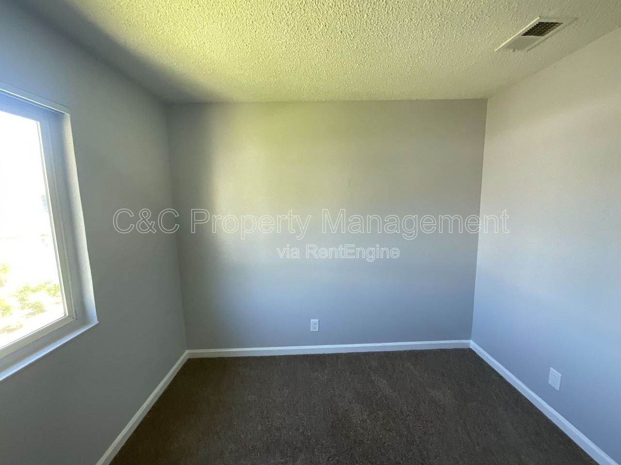 292 Grecia Ct - Photo 2 of 24