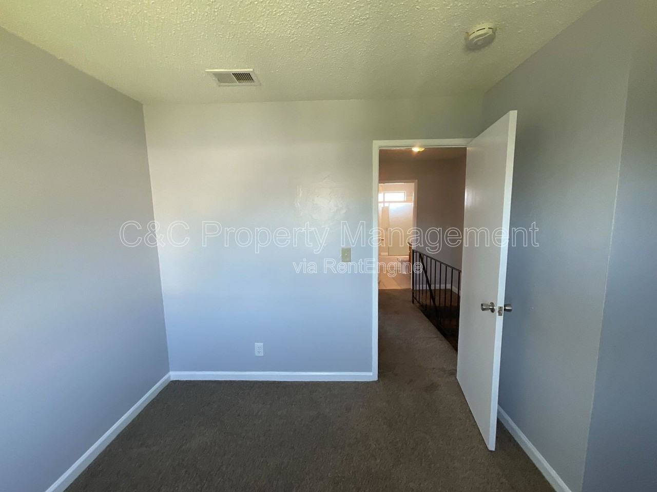 292 Grecia Ct - Photo 4 of 24