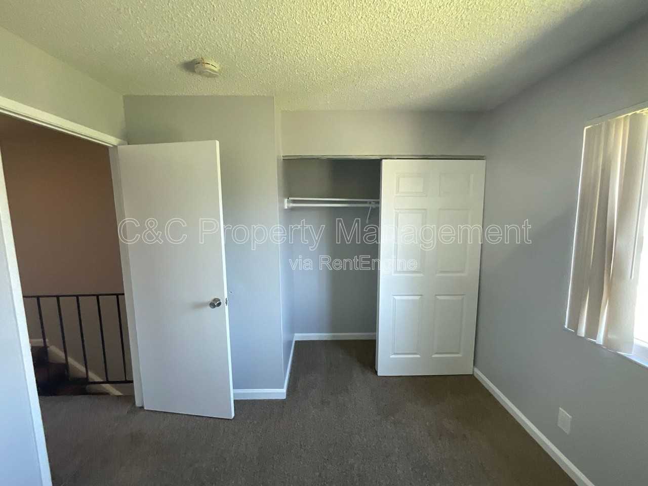 292 Grecia Ct - Photo 5 of 24