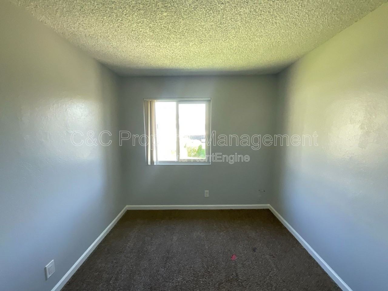 292 Grecia Ct - Photo 6 of 24