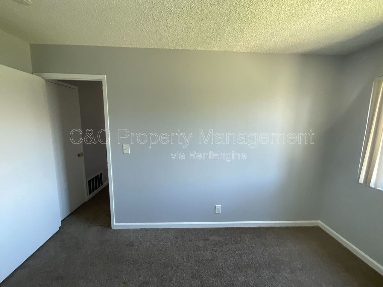 292 Grecia Ct - Photo 7 of 24