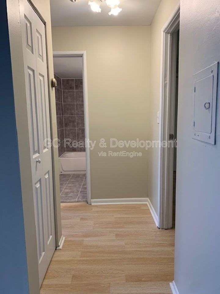 314 N Warwick Ave #GA - Photo 6 of 13