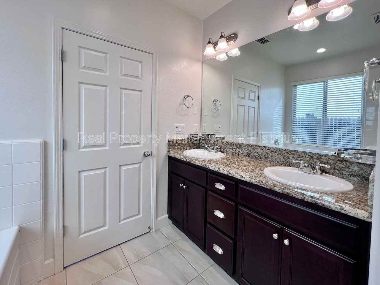 3415 Brimhall Ln - Photo 5 of 28