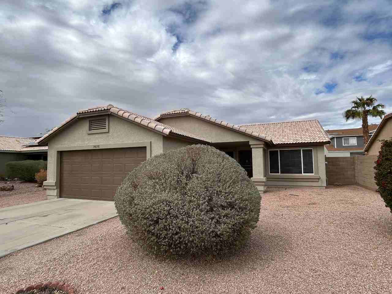 14658 W Marcus Dr - Photo 3 of 21