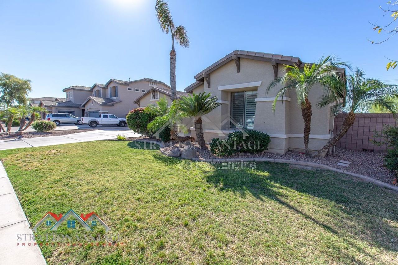 661 E Julian Dr - Photo 2 of 50