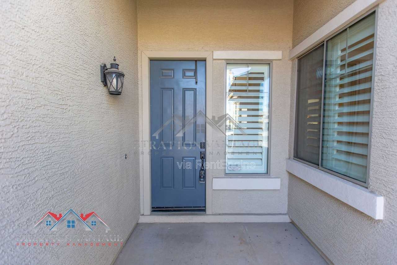 661 E Julian Dr - Photo 7 of 50