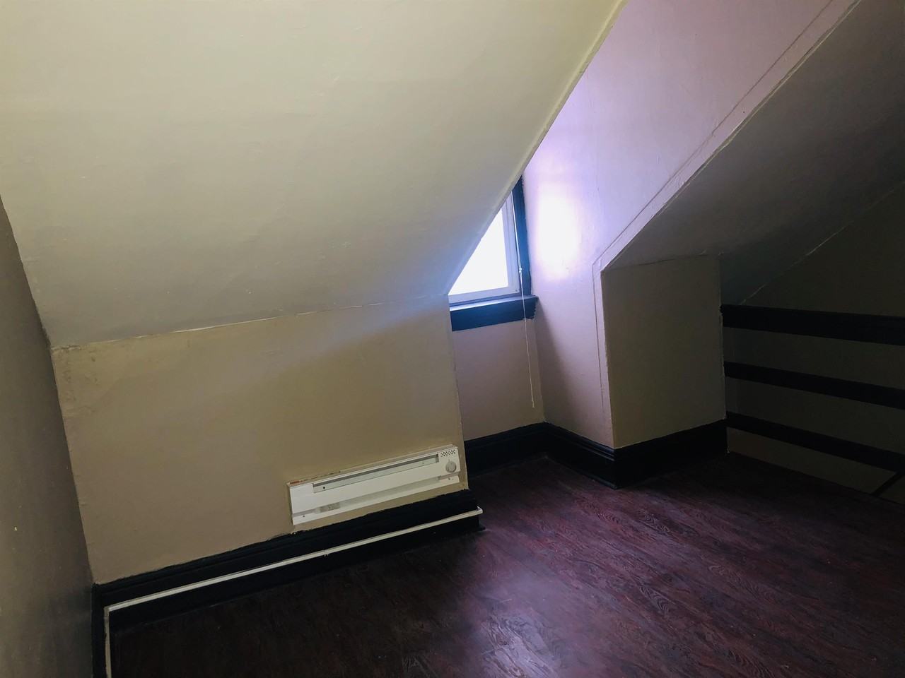 1810 Ley St - Photo 3 of 13