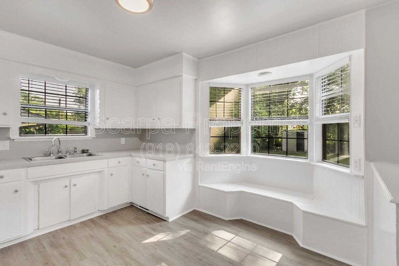 1809 S Birch Ave - Photo 7 of 19