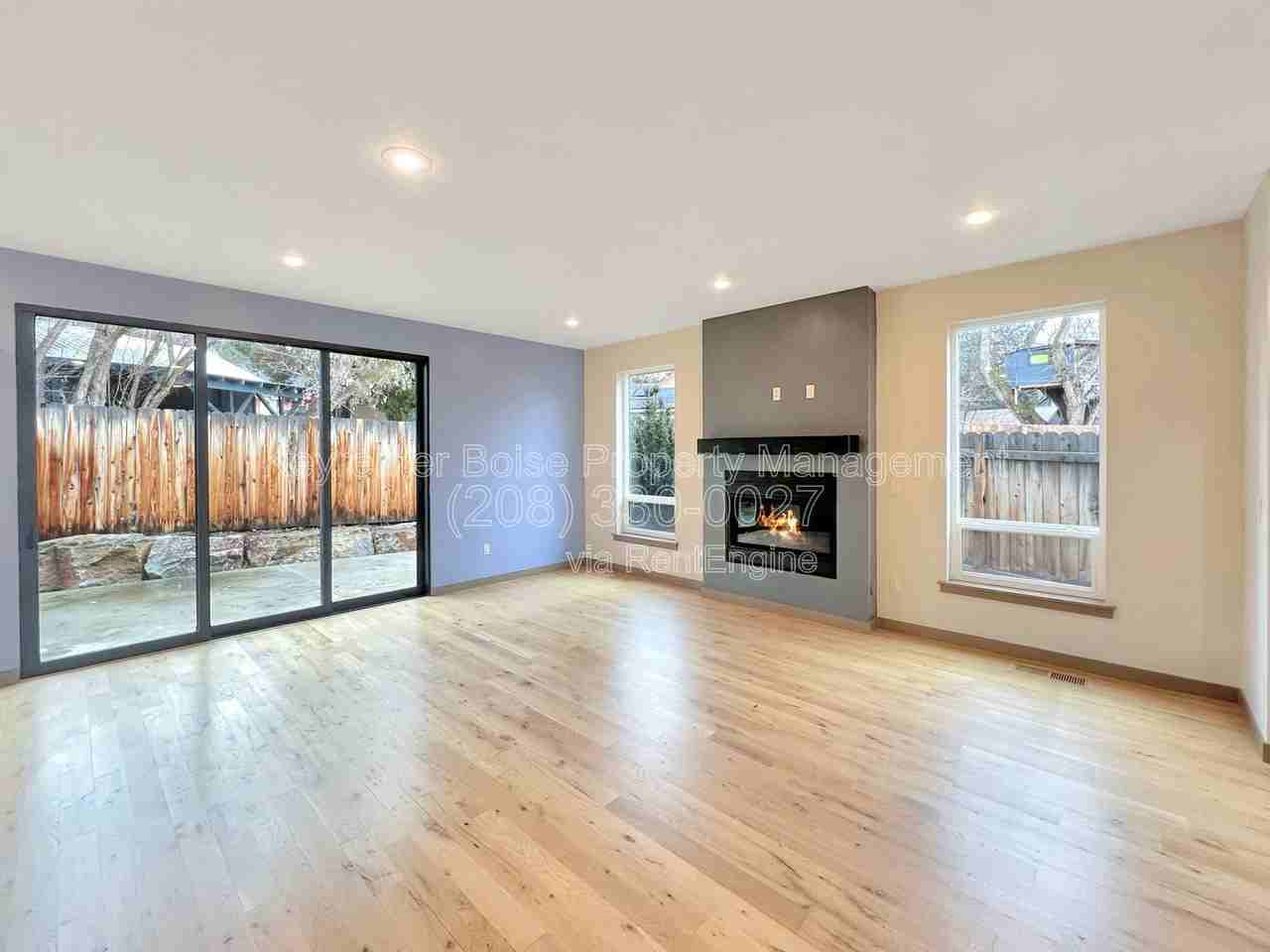 2640 W Neff St - Photo 3 of 29