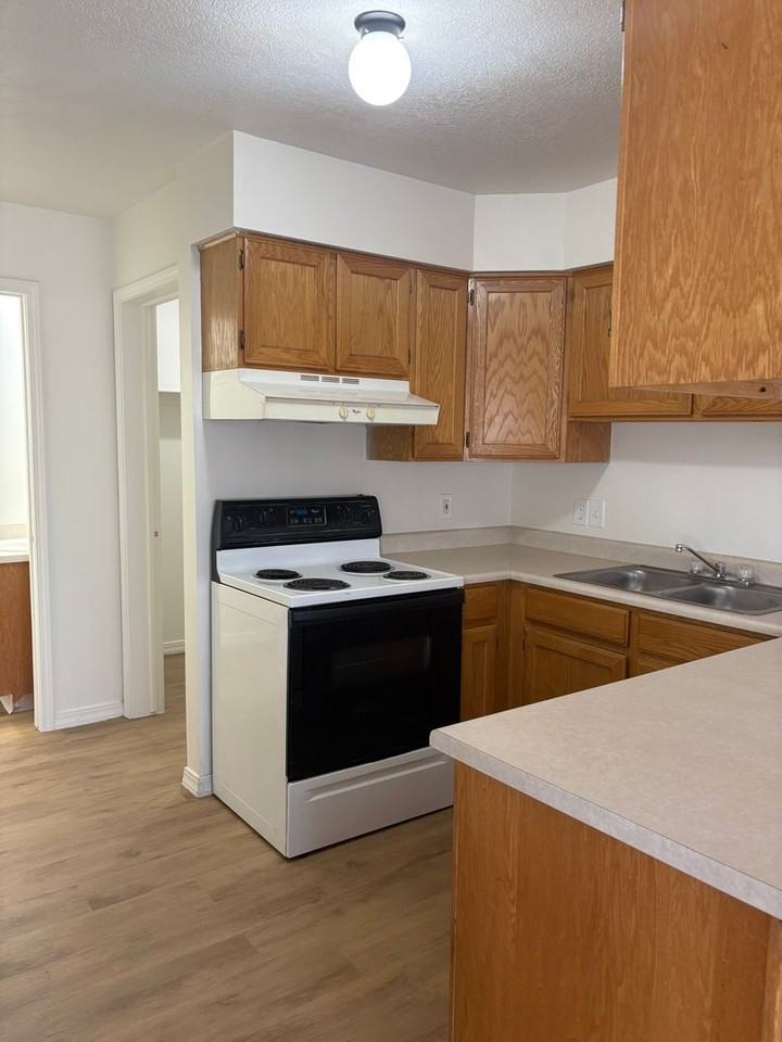 Sandy Heights - Photo 4 of 14