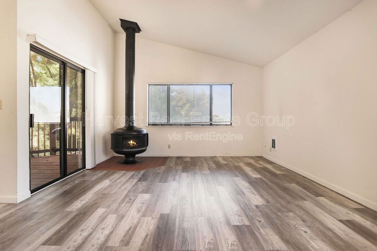 2982 Park Blvd - Photo 3 of 16