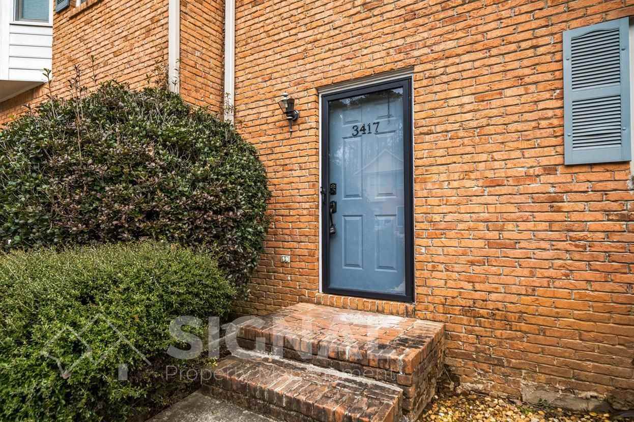 3417 Wisterwood Ln - Photo 4 of 33