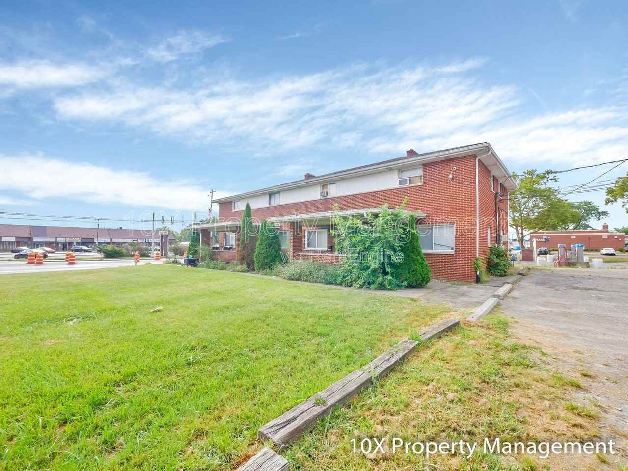 3257 Cleveland Ave #C - Photo 4 of 31