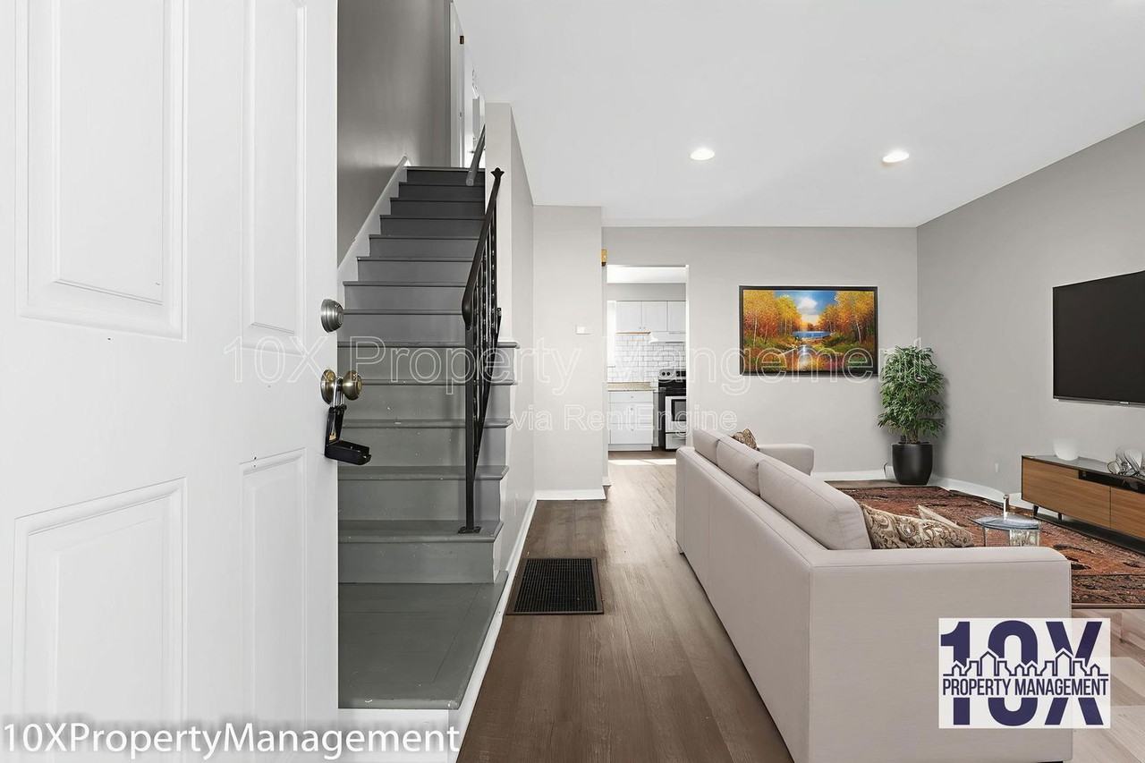 3257 Cleveland Ave #C - Photo 6 of 31