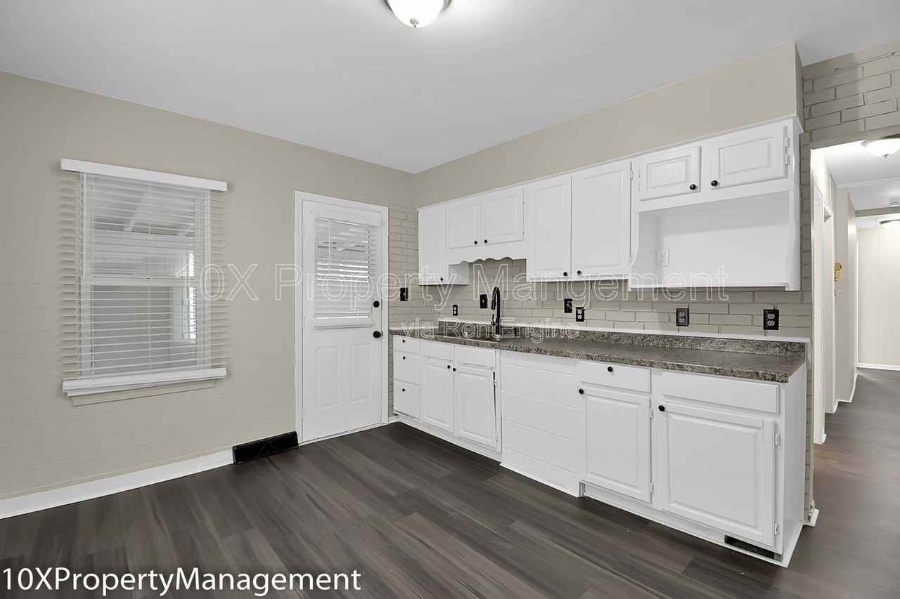 849 Ruby Ave - Photo 6 of 36