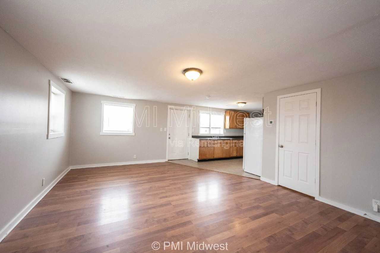 3125 Clover Dr #B - Photo 7 of 24