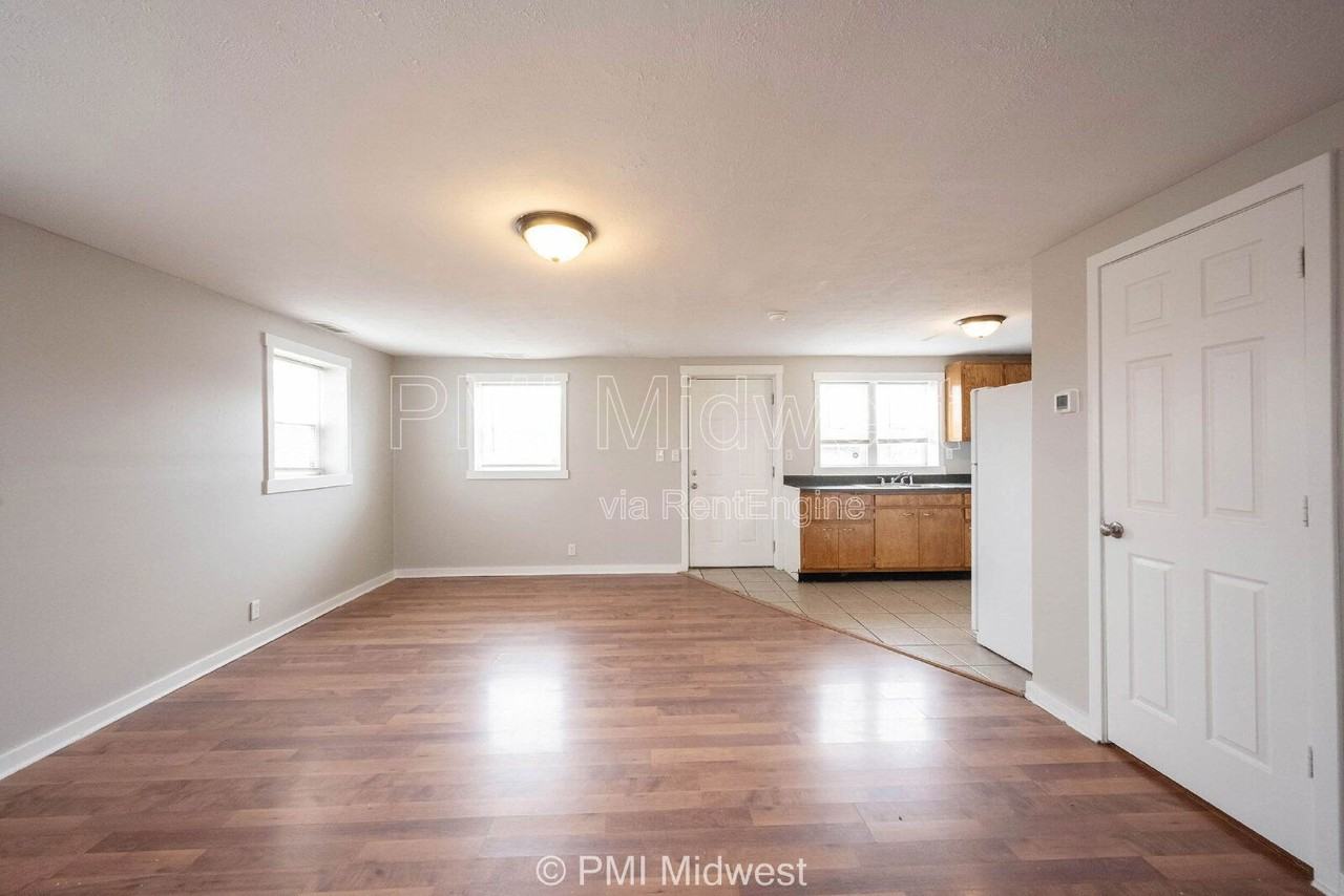 3125 Clover Dr #B - Photo 7 of 24