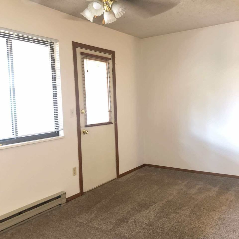 710 City Park Ave #1 - Photo 6 of 14