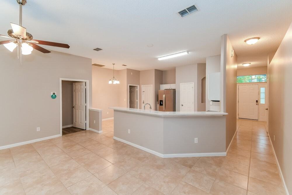 391 Meadowlark Ln - Photo 7 of 16