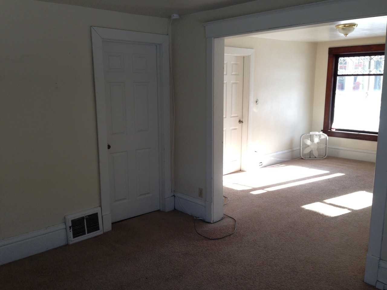 128 Rock St #1 - Photo 3 of 6