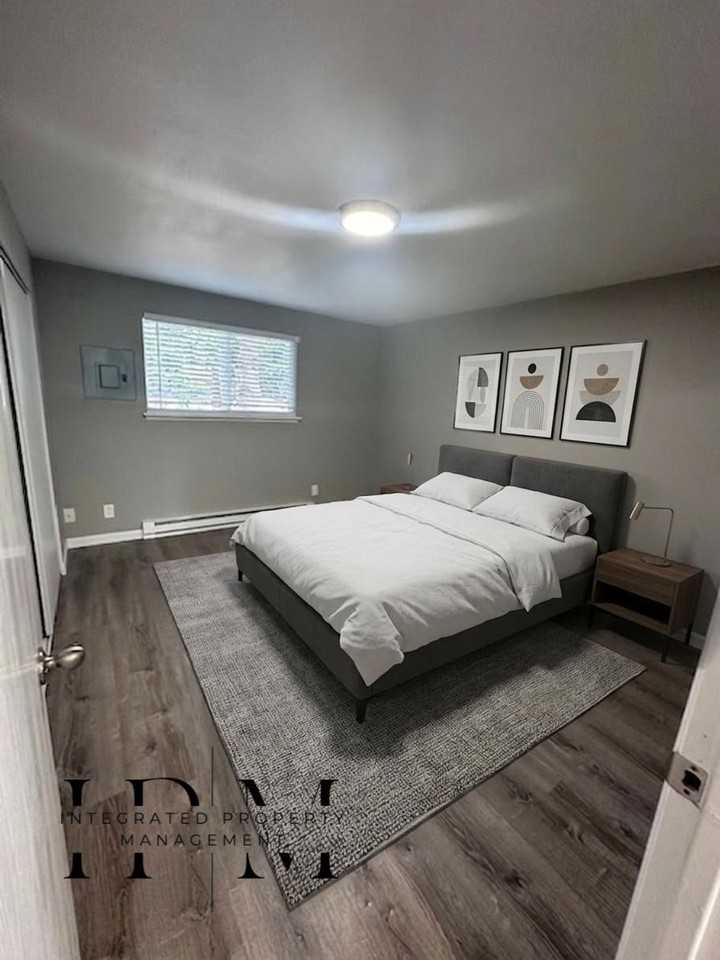 Ashton Apartments - Photo 2 of 19