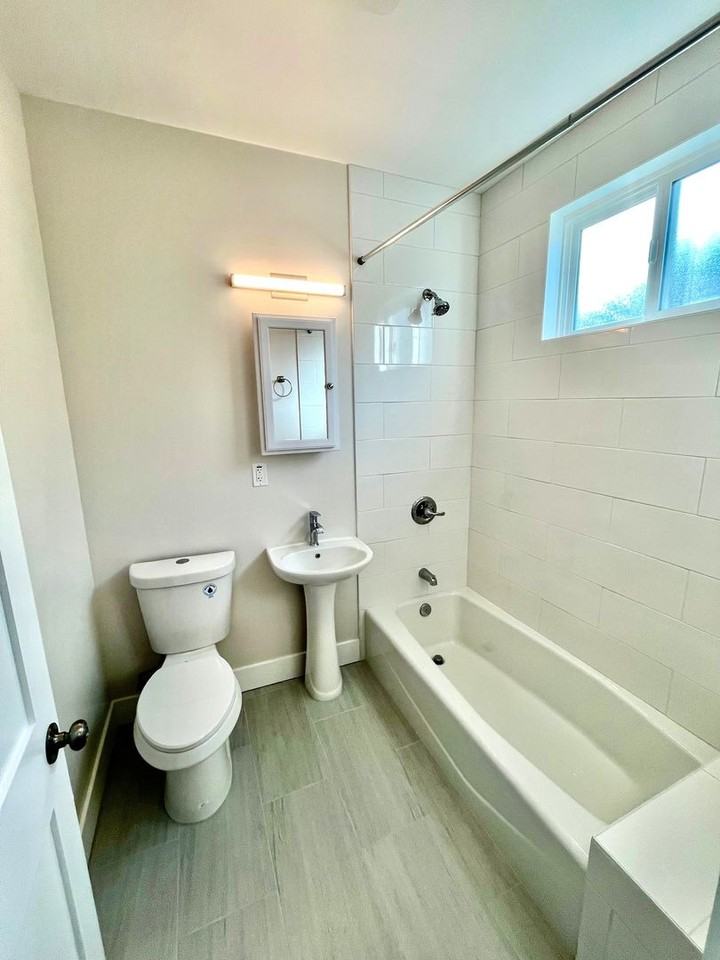 1559 Innes Ave - Photo 7 of 8