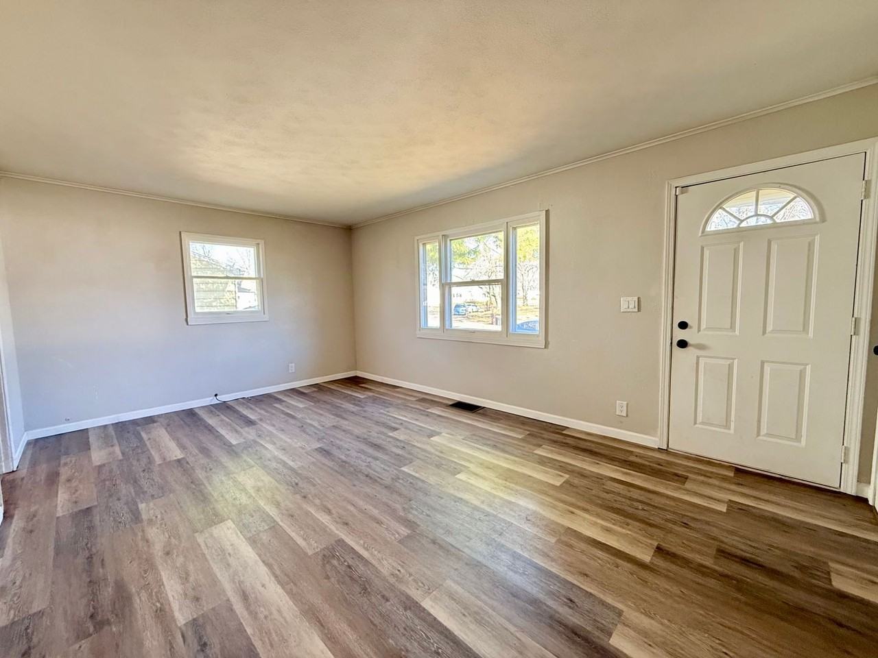 1008 W Purtscher Dr - Photo 2 of 8