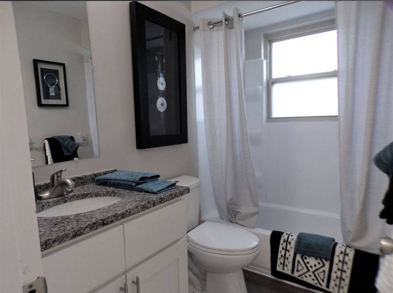 6527 Reeder Street - Photo 2 of 26