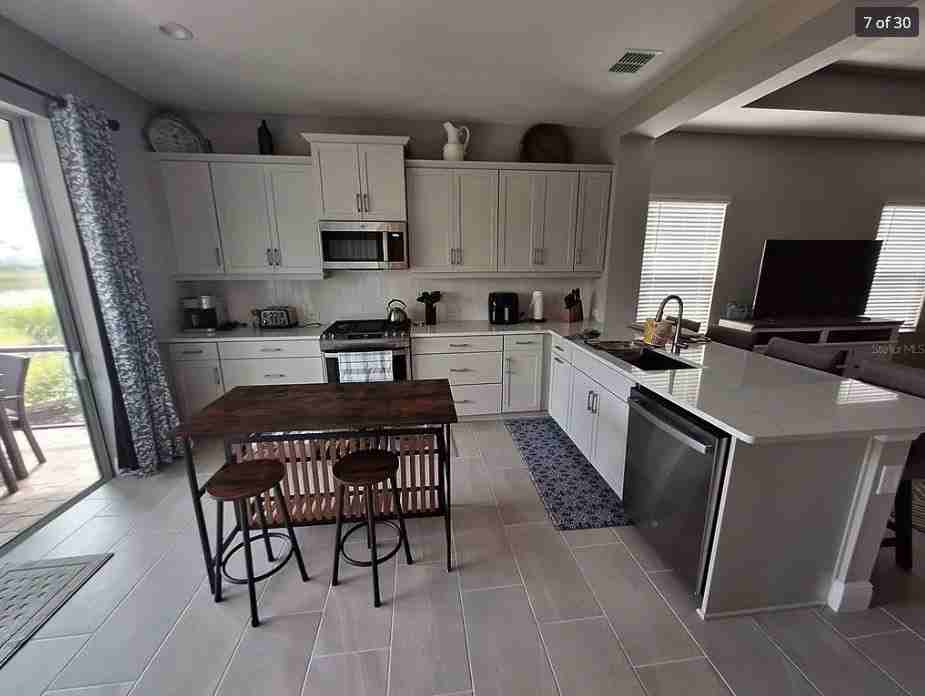 12721 Brookgreen St - Photo 7 of 30