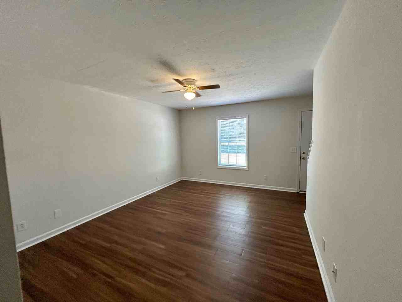 1322 Autumn Ave #B6 - Photo 5 of 16