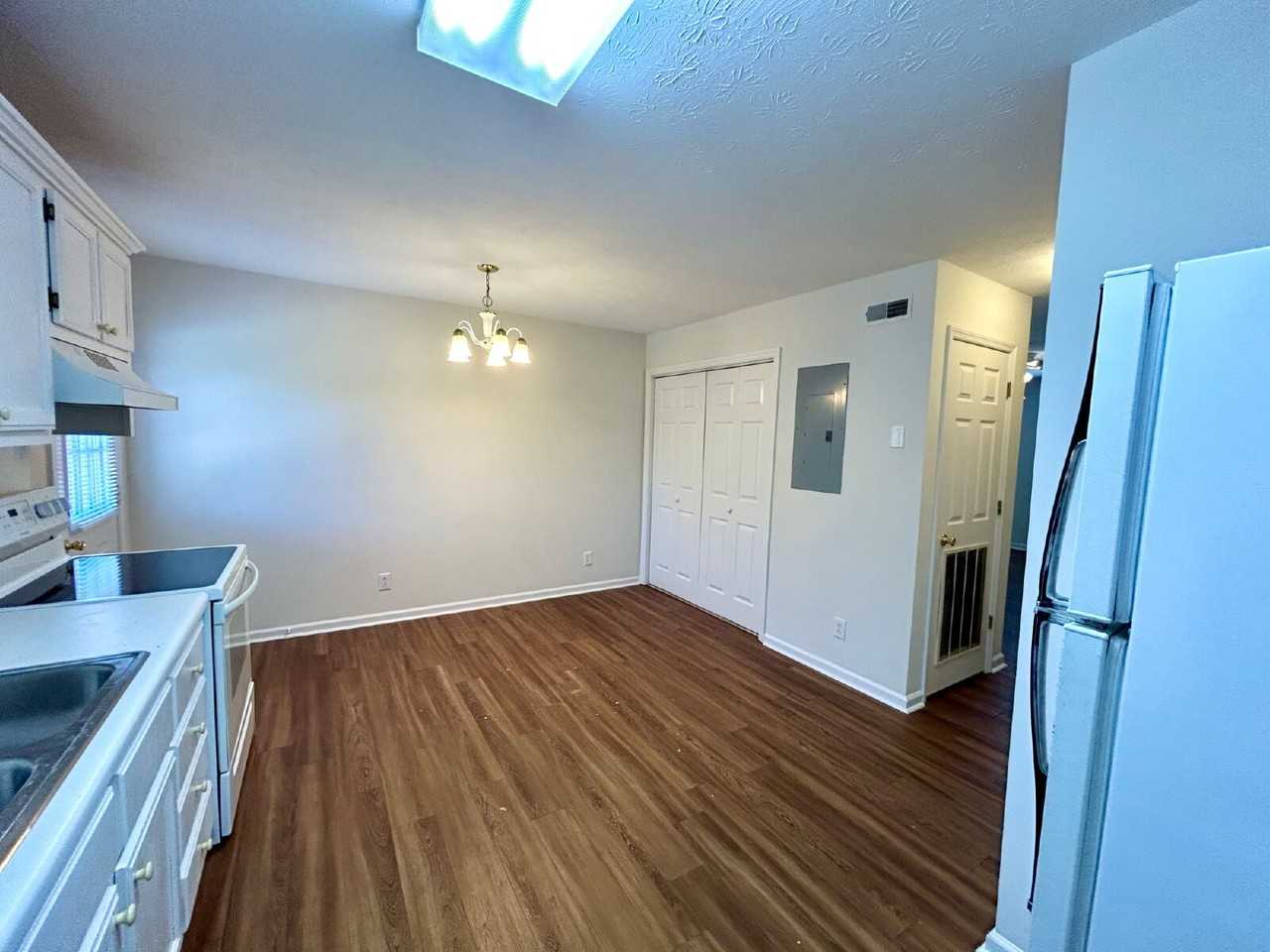 1322 Autumn Ave #B6 - Photo 7 of 16