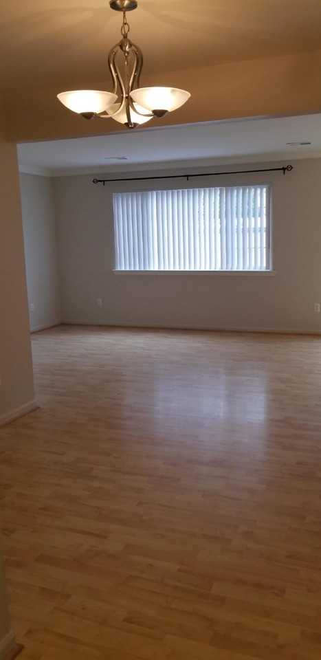 29710 Amy Ln - Photo 4 of 22