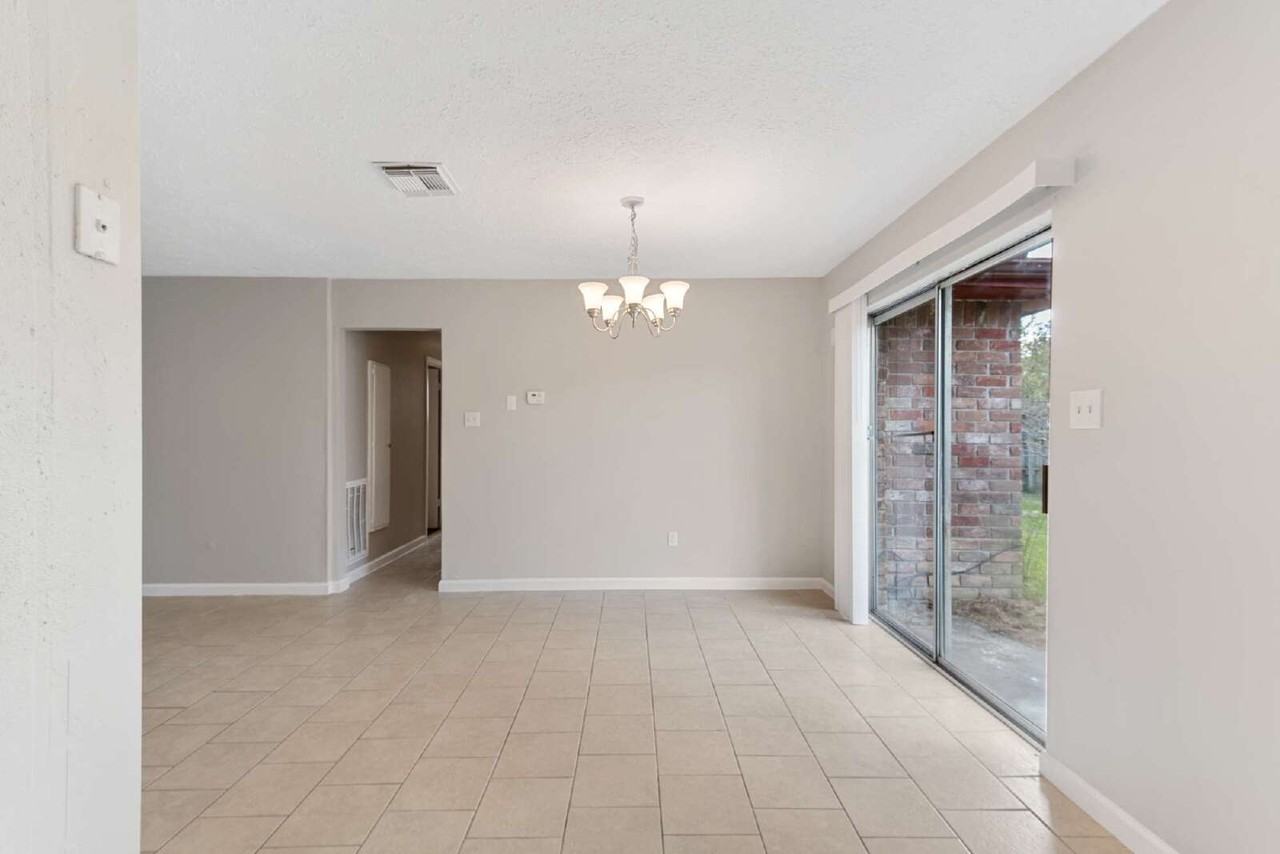 743 Deercrest St - Photo 6 of 34