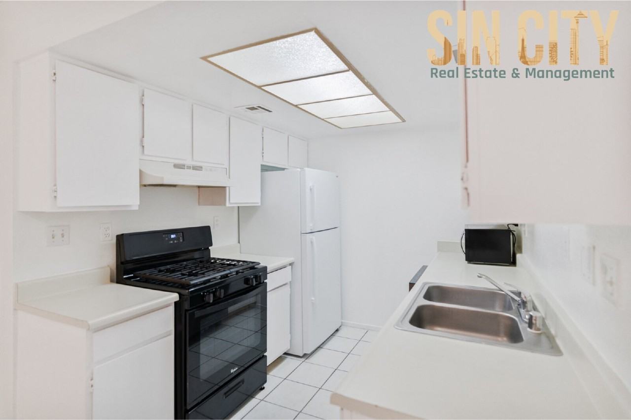 405 N Lamb Blvd #G - Photo 5 of 14