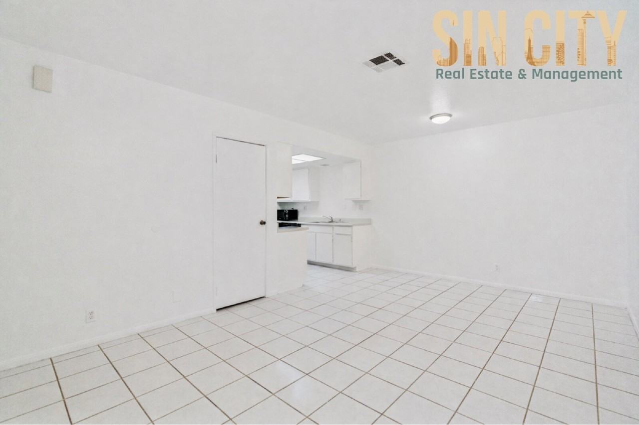 405 N Lamb Blvd #G - Photo 7 of 14