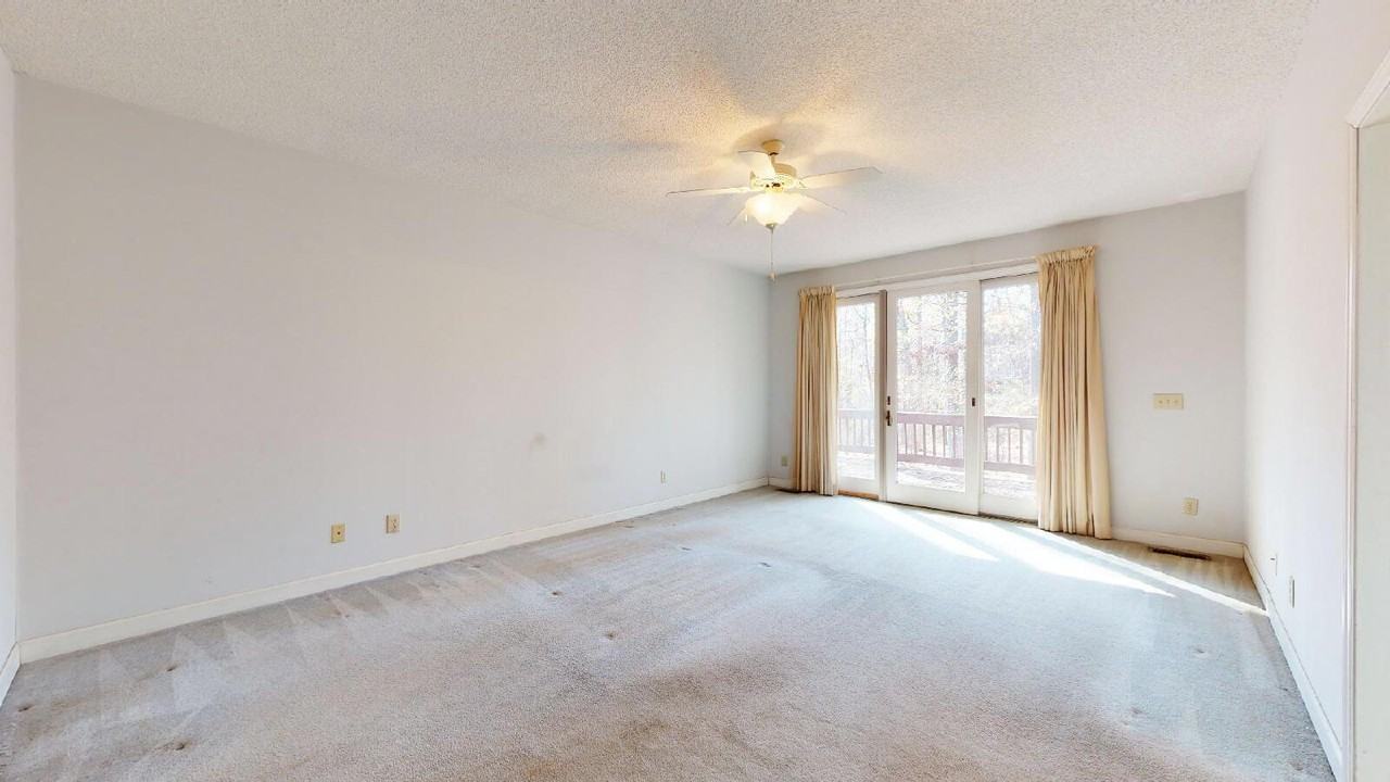 5737 Maylandia Rd - Photo 4 of 27