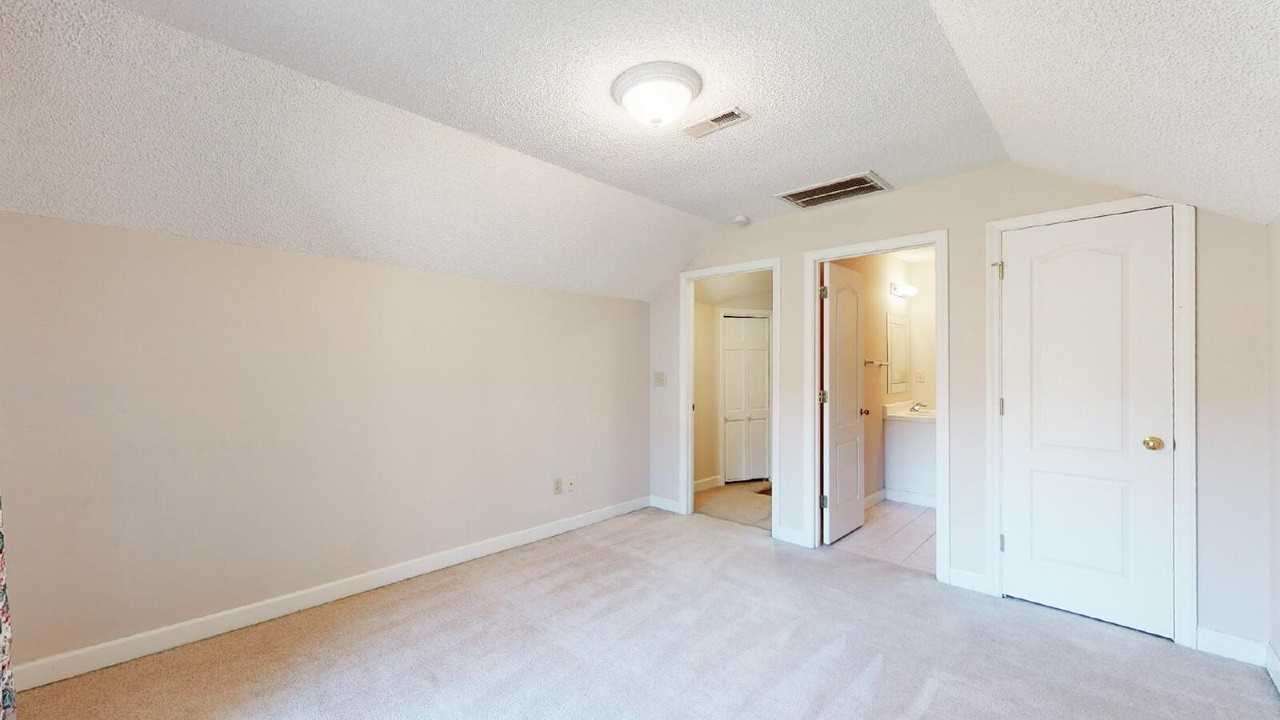 5737 Maylandia Rd - Photo 6 of 27